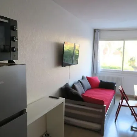 Apartment Grand Lumineux Boulouris, 5min A Pied *